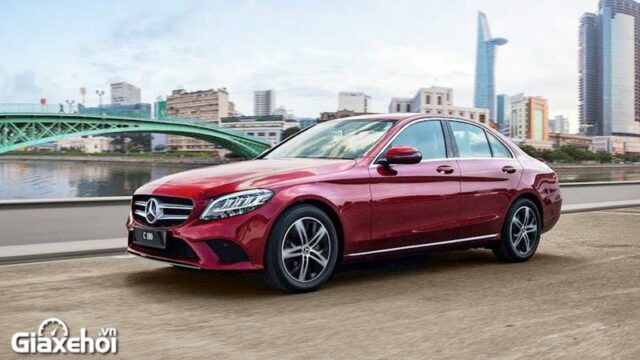 Bảng giá xe Mercedes-Benz 2024: Giá xe lăn bánh, Khuyến mãi, Trả góp