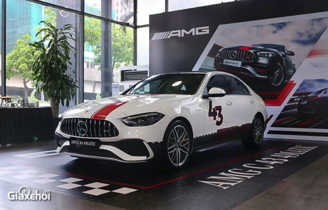 Mercedes-AMG C43