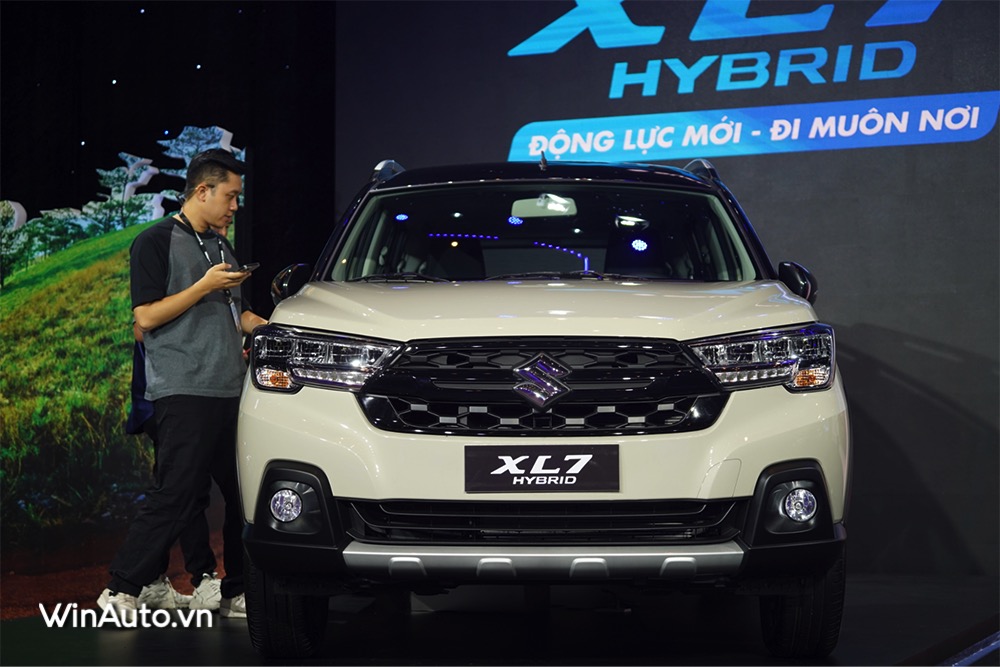 dau-suzuki-xl7-hybrid-2024-2025-winauto-14