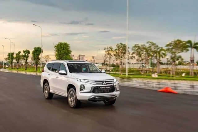 Các dòng xe SUV hạng D 5 chỗ, 7 chỗ, Xe điện tại Việt Nam: Giá bán & khuyến mãi