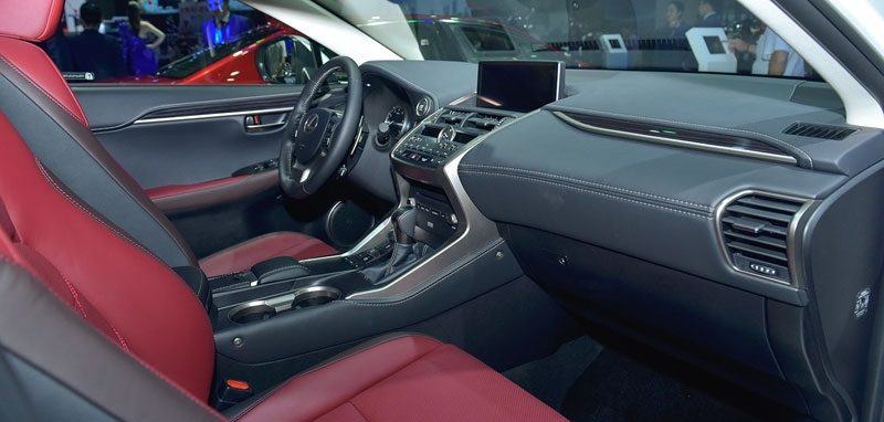 Lexus NX 300