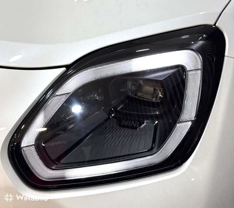 gia-xe-mini-countryman-c-classis-2025-winauto-3
