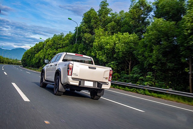 Tại sao vua doanh số bán tại Thái Lan Isuzu D-Max lại 